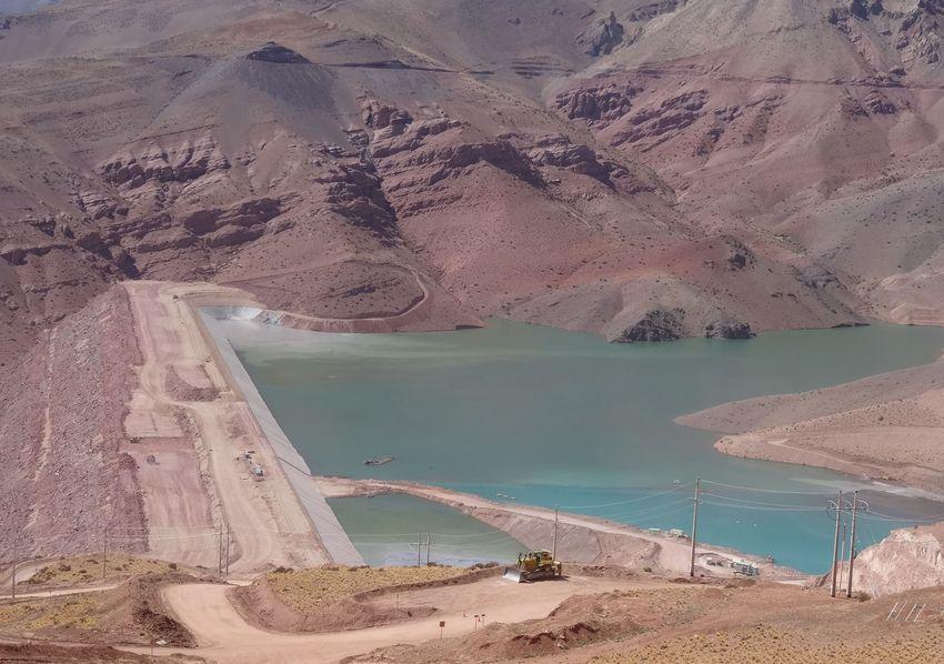 PROYECTO MINERO CASERONES ES MULTADO POR INCUMPLIMIENTOS AMBIENTALES GRAVES